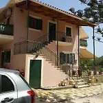 Guest house Chryspy Toulatos 2*