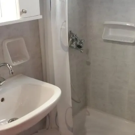 Гостевой дом Chryspy Toulatos 2*